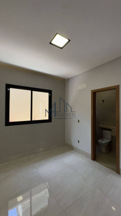 Imagem Casa com 3 Quartos à Venda, 350 m² em Jardim Helvécia - Aparecida De Goiânia Imagem Casa com 3 Quartos à Venda, 350 m² em Jardim Helvécia - Aparecida De Goiânia