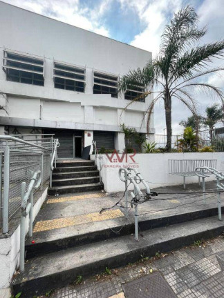 Edifício Residencial para Alugar, 1.513 m² em Vila Carmosina - São Paulo