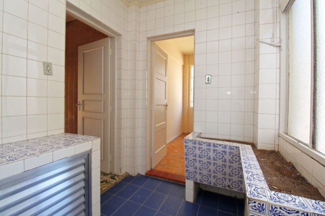 Imagem Imóvel com 3 Quartos à Venda, 135 m² em Independência - Porto Alegre Imagem Imóvel com 3 Quartos à Venda, 135 m² em Independência - Porto Alegre
