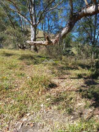 Imagem Terreno à Venda, 30 m² em Bairro Dos Mellos - Campos Do Jordão Imagem Terreno à Venda, 30 m² em Bairro Dos Mellos - Campos Do Jordão