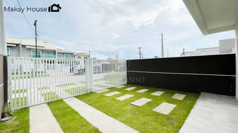Imagem Sobrado com 3 Quartos à Venda, 245 m² em Bal. Brejatuba - Guaratuba