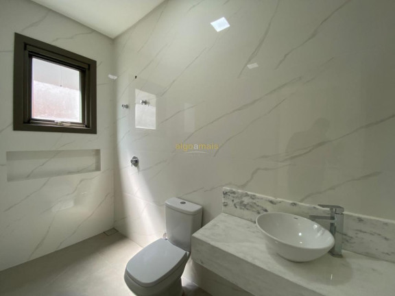 Casa com 4 Quartos à Venda, 220 m² em Condomínio Costa Serena - Capão Da Canoa