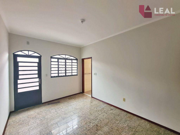 Imagem Casa com 3 Quartos à Venda, 250 m² em Esplanada - Pouso Alegre