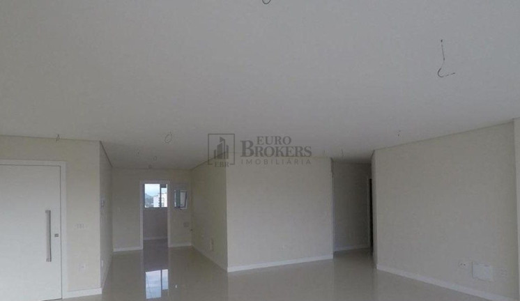 Imagem Apartamento com 4 Quartos à Venda, 140 m² em Centro - Balneário Camboriú Imagem Apartamento com 4 Quartos à Venda, 140 m² em Centro - Balneário Camboriú
