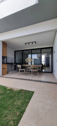 Imagem Casa com 3 Quartos à Venda, 240 m² em São Carlos