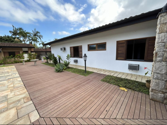 Imagem Casa com 7 Quartos à Venda, 300 m² em Lázaro - Ubatuba