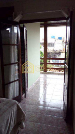 Imagem Casa com 3 Quartos à Venda, 175 m² em Parque Novo Oratório - Santo André