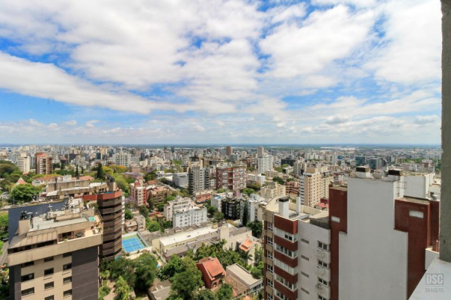 Imagem Imóvel com 3 Quartos à Venda, em Bela Vista - Porto Alegre Imagem Imóvel com 3 Quartos à Venda, em Bela Vista - Porto Alegre