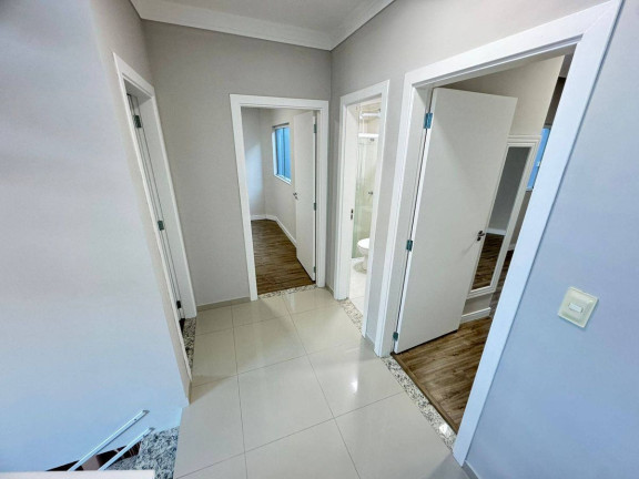 Imagem Sobrado com 3 Quartos à Venda, 180 m² em Praia Dos Amores - Balneário Camboriú Imagem Sobrado com 3 Quartos à Venda, 180 m² em Praia Dos Amores - Balneário Camboriú