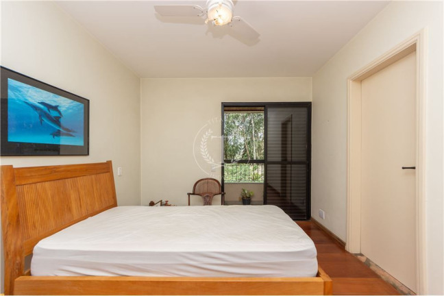 Imagem Apartamento com 4 Quartos à Venda, 270 m² em São Paulo