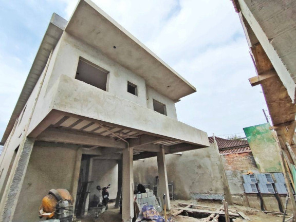 Casa de Condomínio com 2 Quartos à Venda, 56 m² em Tupi - Praia Grande
