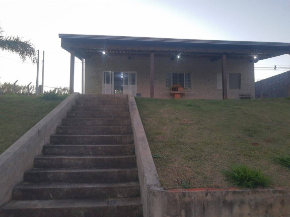 Chácara com 3 Quartos à Venda, 1.000 m² em Cavalheiros - Piedade