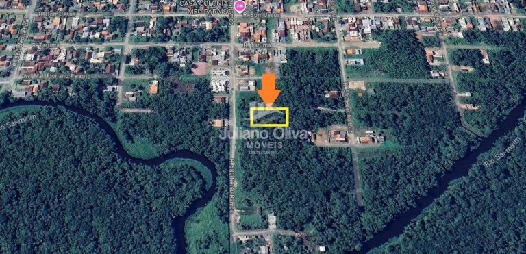 Terreno à Venda, 360 m² em Cambiju - Itapoá