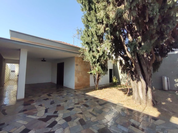 Imagem Casa com 3 Quartos para Alugar, 219 m² em Alemães - Piracicaba Imagem Casa com 3 Quartos para Alugar, 219 m² em Alemães - Piracicaba