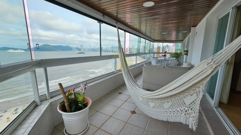 Imagem Apartamento com 3 Quartos à Venda, 256 m² em Pioneiros - Balneário Camboriú