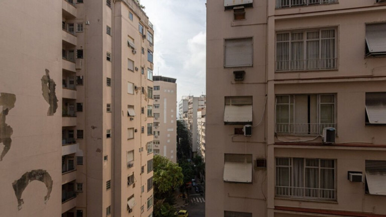 Imagem Imóvel com 1 Quarto à Venda, 74 m² em Flamengo - Rio De Janeiro Imagem Imóvel com 1 Quarto à Venda, 74 m² em Flamengo - Rio De Janeiro