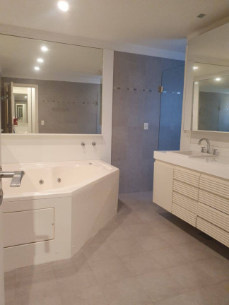 Imagem Apartamento com 3 Quartos à Venda, 253 m² em Alphaville Industrial - Barueri Imagem Apartamento com 3 Quartos à Venda, 253 m² em Alphaville Industrial - Barueri