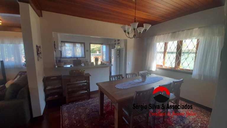 Imagem Casa de Condomínio com 4 Quartos à Venda, 2 m² em Vale Encantado - Campos Do Jordão
