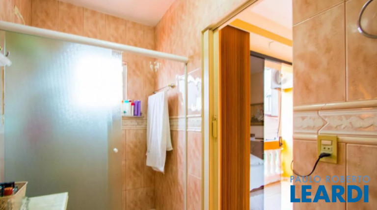Imagem Sobrado com 3 Quartos à Venda, 218 m² em Vila Floresta - Santo André Imagem Sobrado com 3 Quartos à Venda, 218 m² em Vila Floresta - Santo André