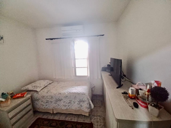 Imagem Casa com 4 Quartos à Venda, 130 m² em Parque Industrial - São José Dos Campos Imagem Casa com 4 Quartos à Venda, 130 m² em Parque Industrial - São José Dos Campos