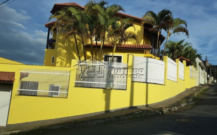 Imagem Casa à Venda, 330 m² em Arujá - Arujá Imagem Casa à Venda, 330 m² em Arujá - Arujá
