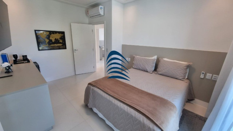 Imagem Casa com 6 Quartos à Venda, 341 m² em Guarajuba - Camaçari