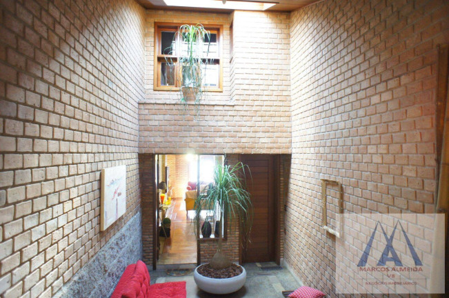 Imagem Casa com 5 Quartos à Venda, 446 m² em Vila Suíssa - Mogi Das Cruzes Imagem Casa com 5 Quartos à Venda, 446 m² em Vila Suíssa - Mogi Das Cruzes