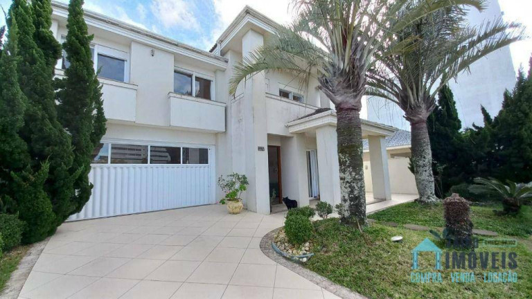 Imagem Sobrado com 3 Quartos à Venda, 240 m² em Centro - Tramandaí Imagem Sobrado com 3 Quartos à Venda, 240 m² em Centro - Tramandaí