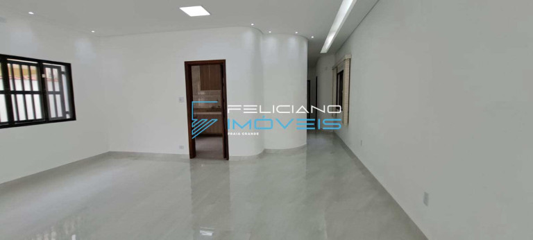 Imagem Casa com 3 Quartos à Venda, 194 m² em Canto Do Forte - Praia Grande