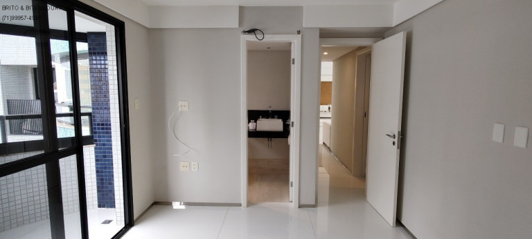 Imagem Imóvel com 3 Quartos à Venda, 143 m² em Graça - Salvador Imagem Imóvel com 3 Quartos à Venda, 143 m² em Graça - Salvador