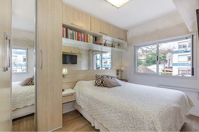Imagem Apartamento com 2 Quartos à Venda, 65 m² em Petrópolis - Porto Alegre Imagem Apartamento com 2 Quartos à Venda, 65 m² em Petrópolis - Porto Alegre