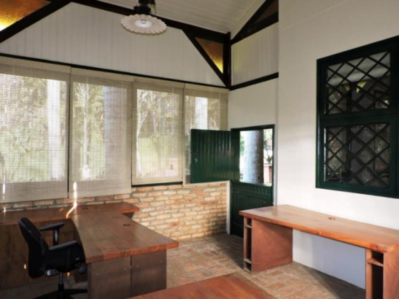 Imagem Casa com 2 Quartos à Venda, 338 m² em Vila Santo Antônio - Cotia Imagem Casa com 2 Quartos à Venda, 338 m² em Vila Santo Antônio - Cotia