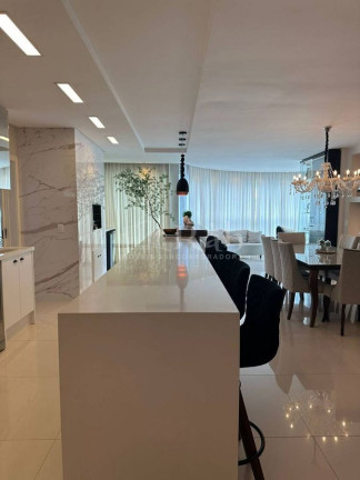 Imagem Apartamento com 3 Quartos à Venda, 200 m² em Praia Brava - Itajaí