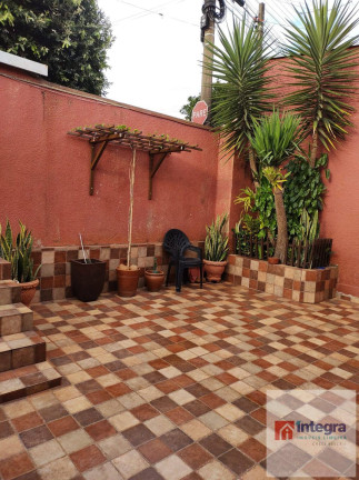 Imagem Casa com 3 Quartos à Venda, 241 m² em Jardim Cavinato - Limeira Imagem Casa com 3 Quartos à Venda, 241 m² em Jardim Cavinato - Limeira