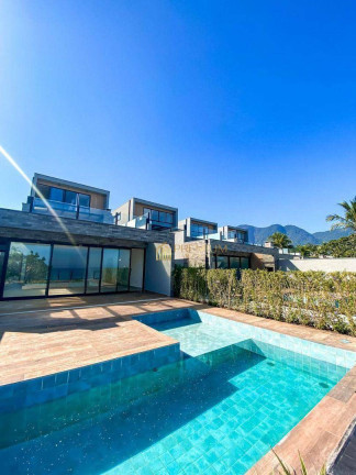 Imagem Casa com 4 Quartos à Venda, 280 m² em Praia De Maresias - São Sebastião
