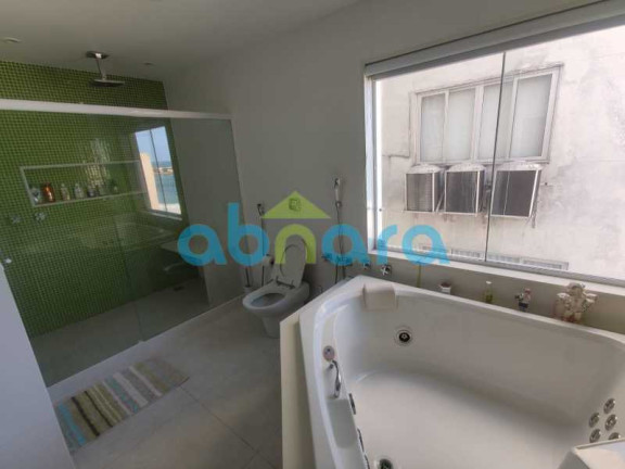 Imagem Apartamento com 4 Quartos à Venda, 370 m² em Copacabana - Rio De Janeiro Imagem Apartamento com 4 Quartos à Venda, 370 m² em Copacabana - Rio De Janeiro