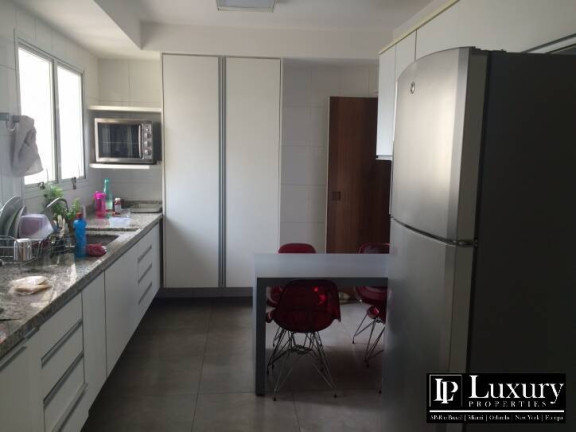 Imagem Apartamento com 4 Quartos à Venda, 226 m² em Vila Nova Conceição - São Paulo Imagem Apartamento com 4 Quartos à Venda, 226 m² em Vila Nova Conceição - São Paulo