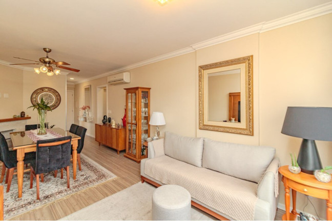 Imagem Apartamento com 2 Quartos à Venda, 74 m² em Cristo Redentor - Porto Alegre