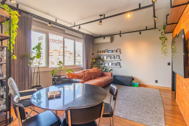 Imagem Apartamento com 3 Quartos à Venda, 93 m² em Cidade Baixa - Porto Alegre Imagem Apartamento com 3 Quartos à Venda, 93 m² em Cidade Baixa - Porto Alegre
