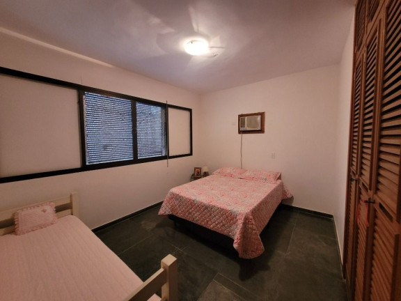 Imagem Apartamento com 3 Quartos à Venda, 140 m² em Pitangueiras - Guarujá