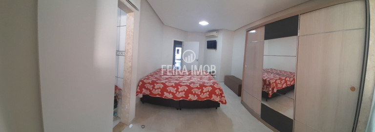 Casa com 3 Quartos à Venda,  em Av. Fraga Maia - Feira De Santana