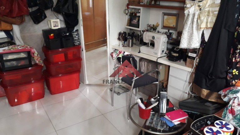 Imagem Apartamento com 3 Quartos à Venda, 75 m² em Centro - Niterói Imagem Apartamento com 3 Quartos à Venda, 75 m² em Centro - Niterói