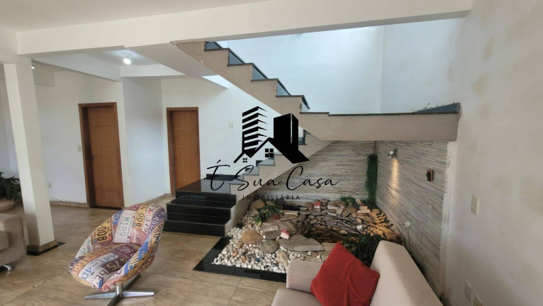 Imagem Casa com 4 Quartos à Venda, 203 m² em Europa - Contagem