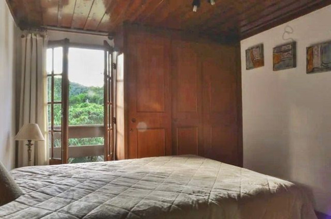 Imagem Casa com 3 Quartos à Venda, 200 m² em Prata Dos Aredes - Teresópolis Imagem Casa com 3 Quartos à Venda, 200 m² em Prata Dos Aredes - Teresópolis