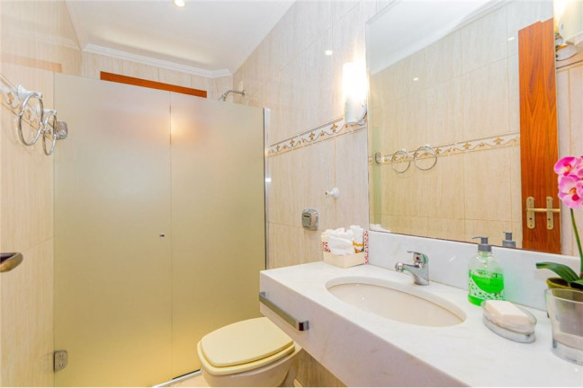 Imagem Apartamento com 3 Quartos à Venda, 150 m² em Jardim Planalto - Porto Alegre