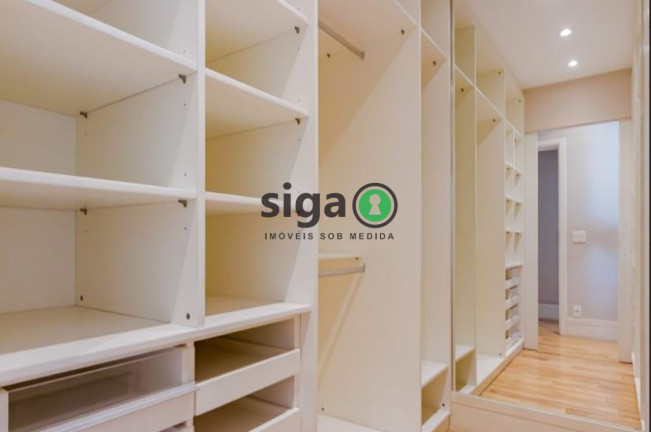 Imagem Apartamento com 3 Quartos à Venda, 190 m² em Campo Belo - São Paulo