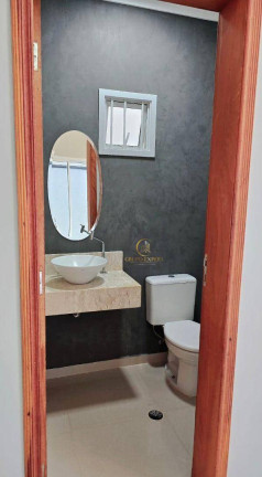 Imagem Sobrado com 5 Quartos à Venda, 250 m² em Vila Branca - Jacareí Imagem Sobrado com 5 Quartos à Venda, 250 m² em Vila Branca - Jacareí