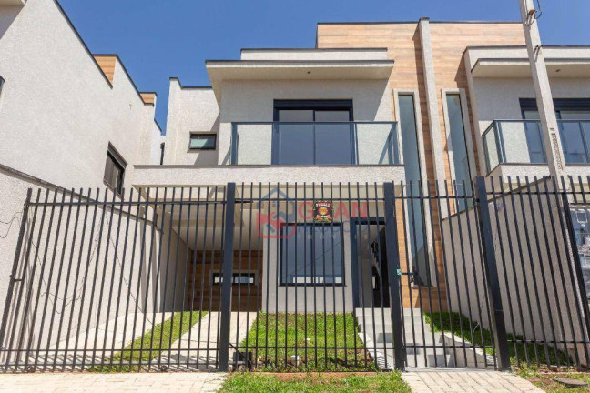 Sobrado com 3 Quartos à Venda, 103 m² em Atuba - Curitiba