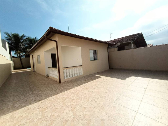Casa com 3 Quartos à Venda, 72 m² em Mirim - Praia Grande