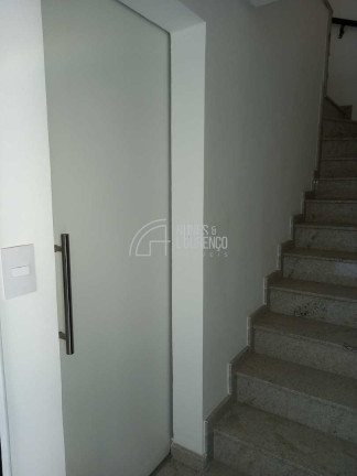 Imagem Casa com 2 Quartos à Venda, 99 m² em Boqueirão - Santos Imagem Casa com 2 Quartos à Venda, 99 m² em Boqueirão - Santos